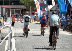 敷地内に作られた試乗コース 敷地内に作られた試乗コース